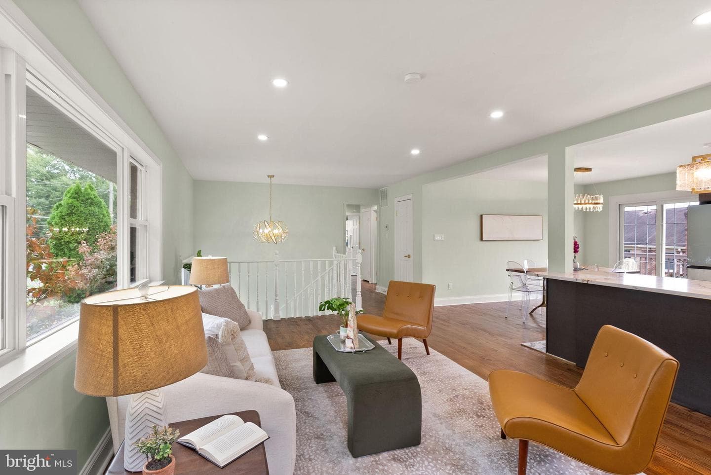 306 N Madison Street photo 17