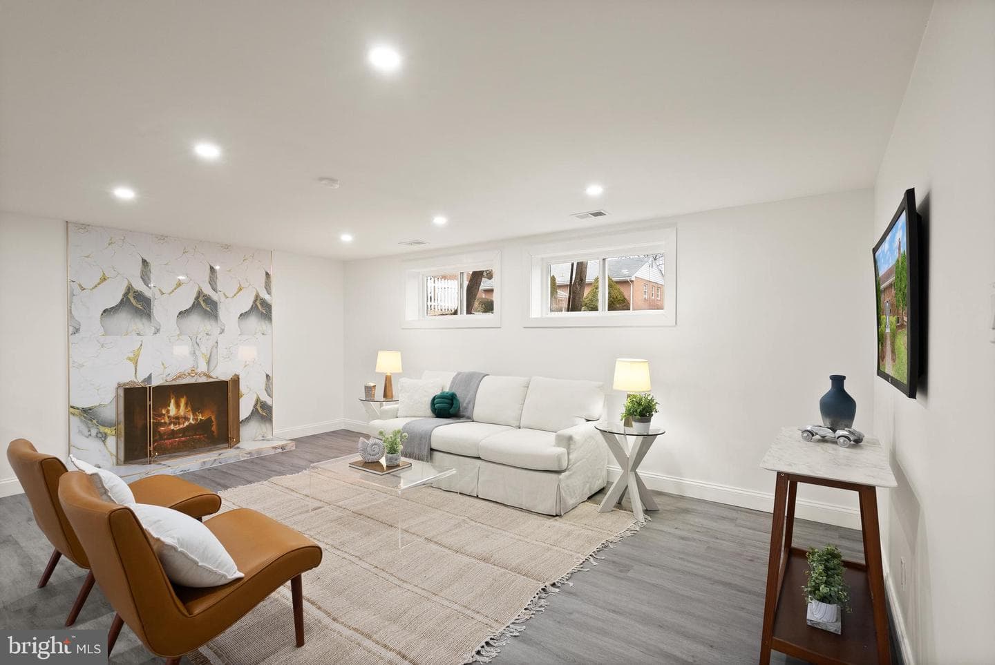 306 N Madison Street photo 49