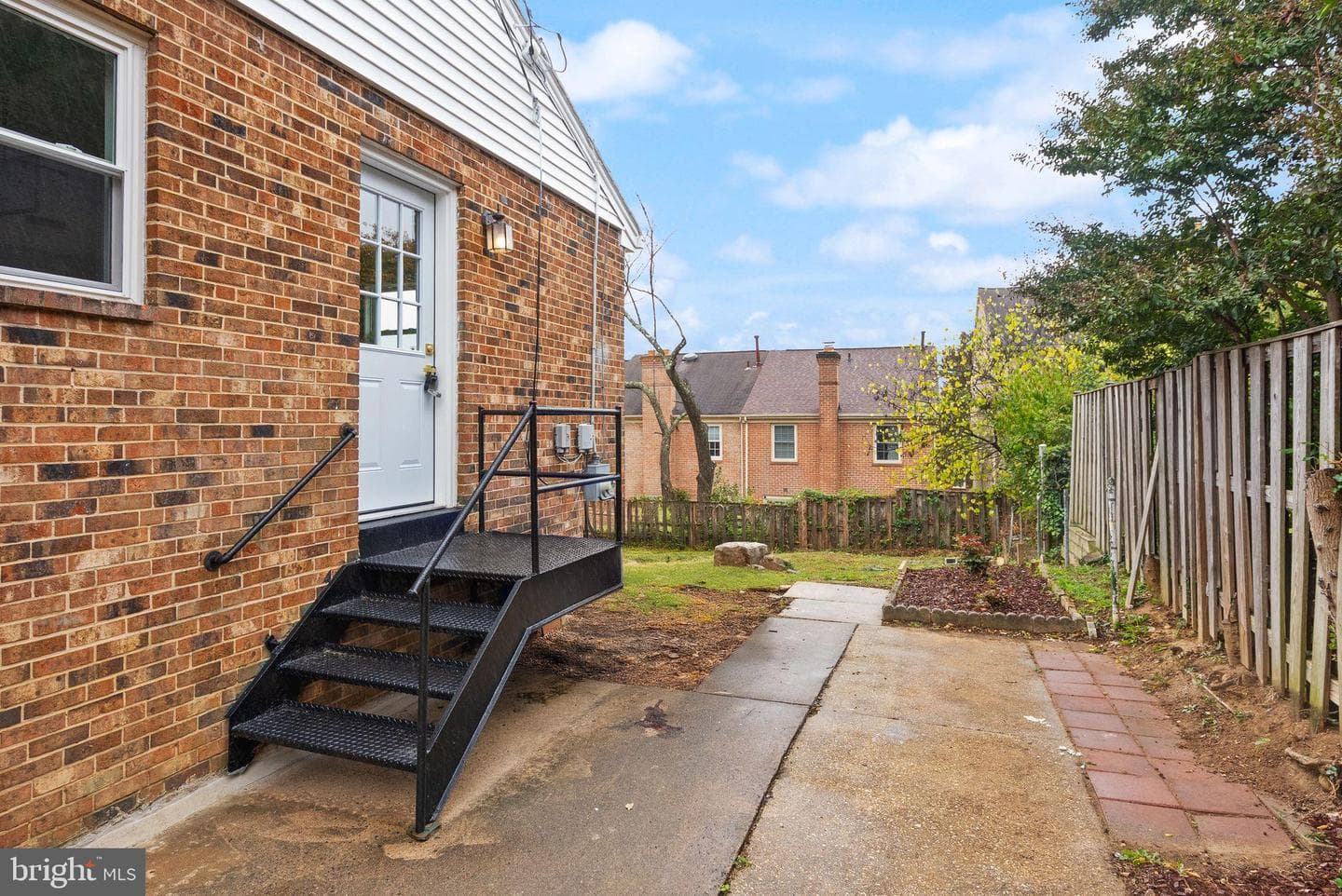 306 N Madison Street photo 63