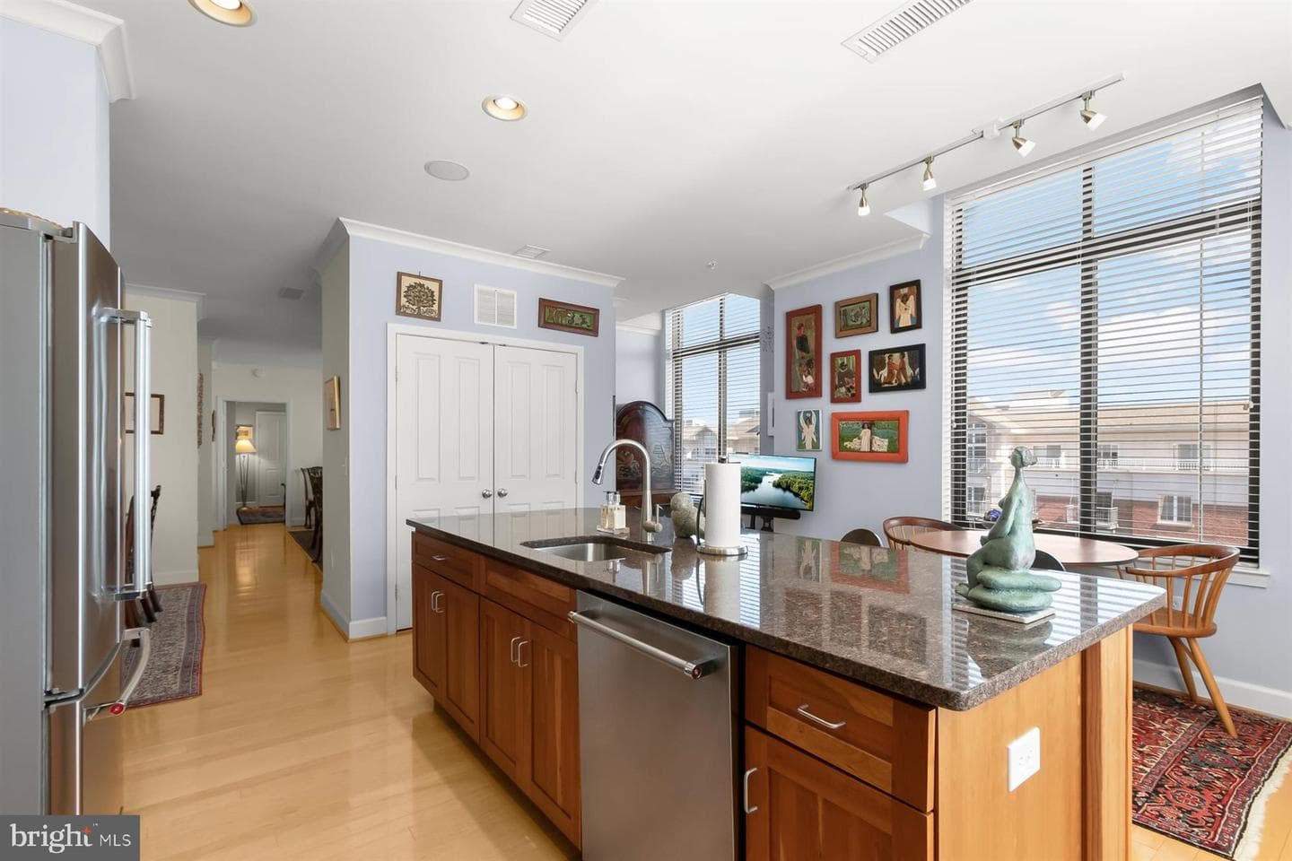 1205 N Garfield Street #ph4 photo 15