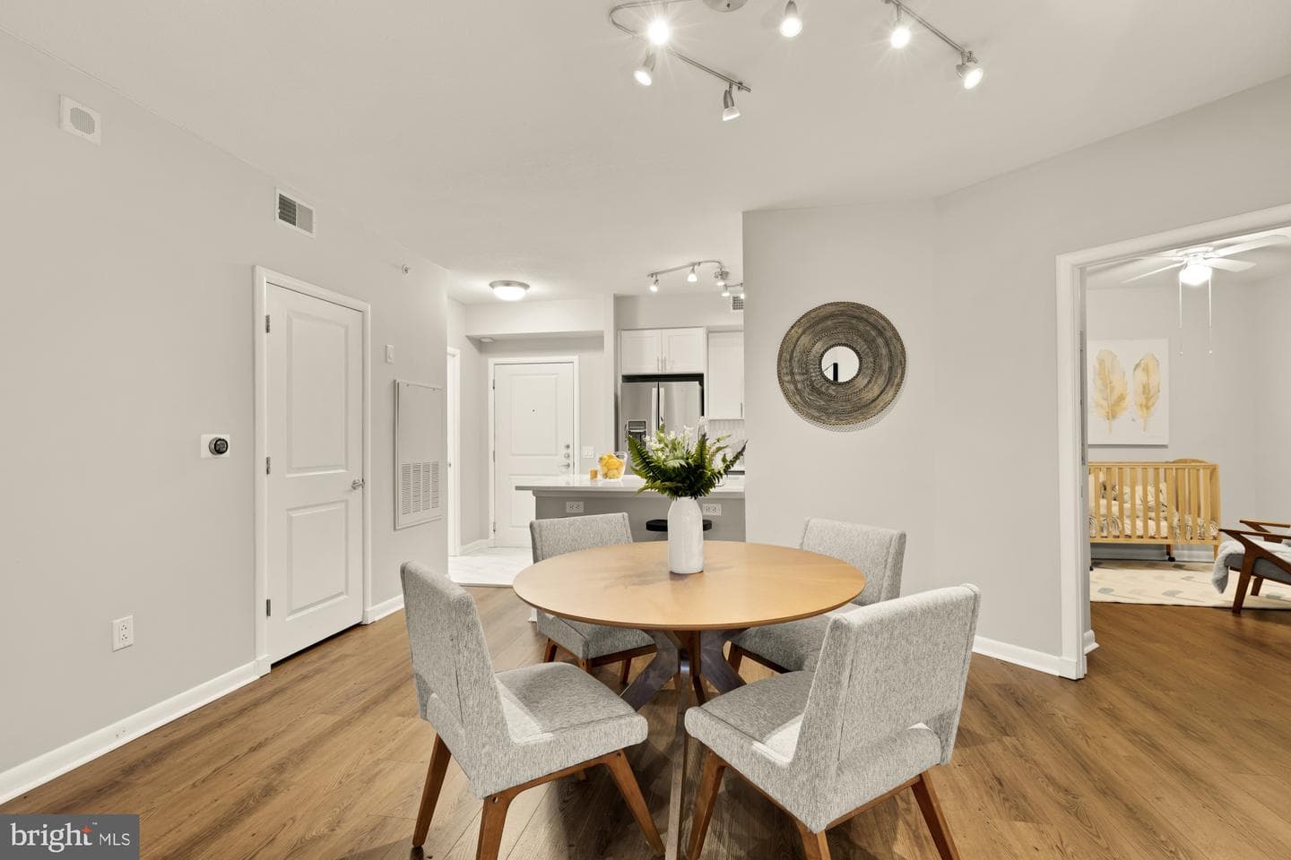 1021 N Garfield Street #532 photo 11