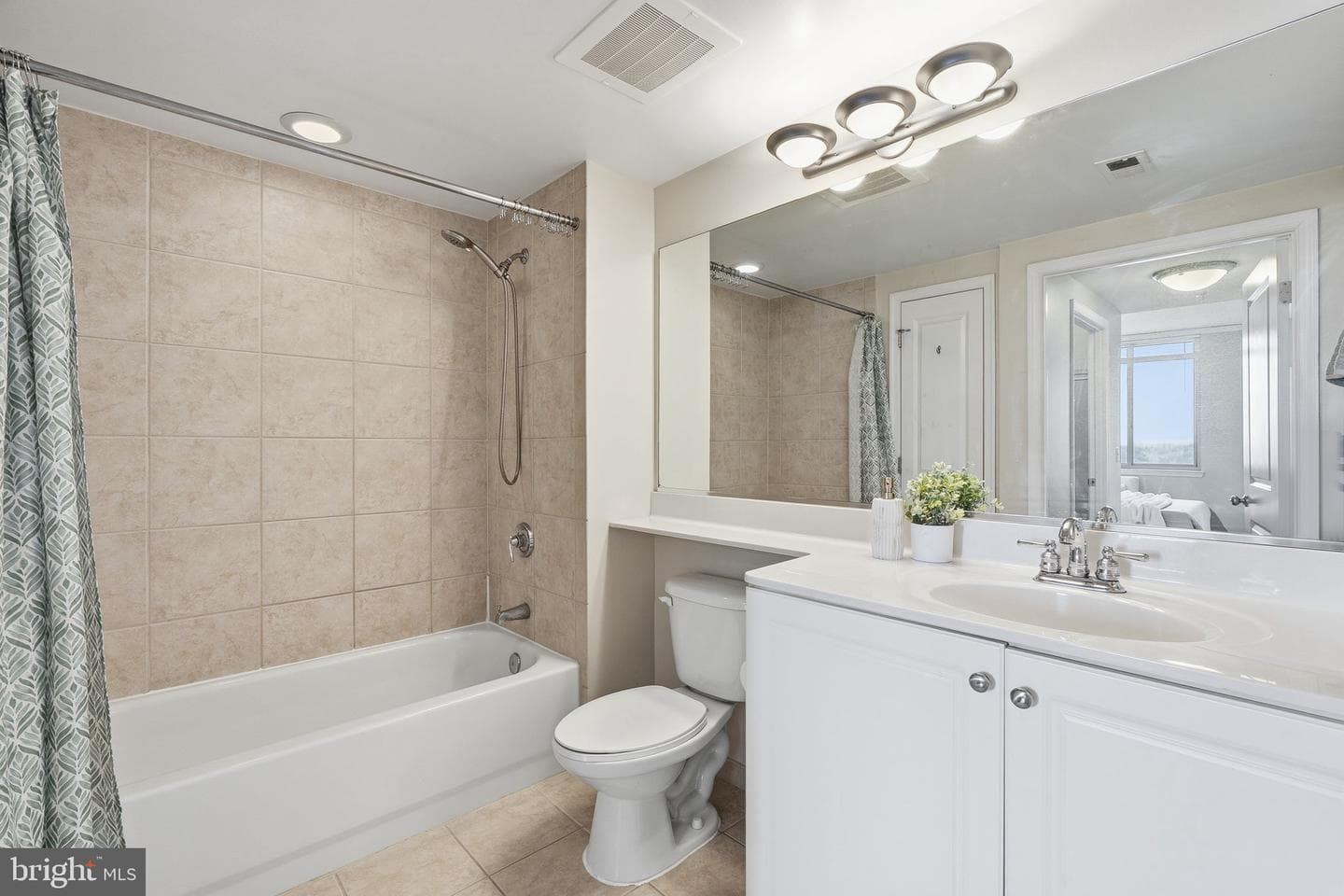 851 N Glebe Road #1914 photo 17