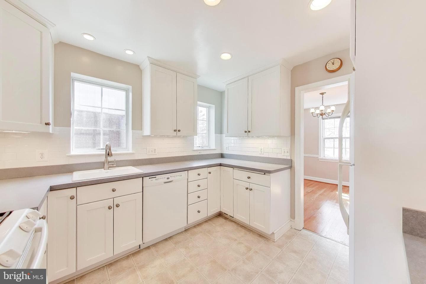 5899 2nd Street S photo 11