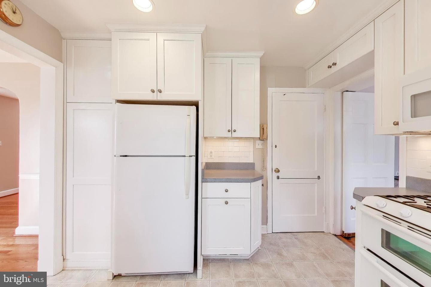 5899 2nd Street S photo 12