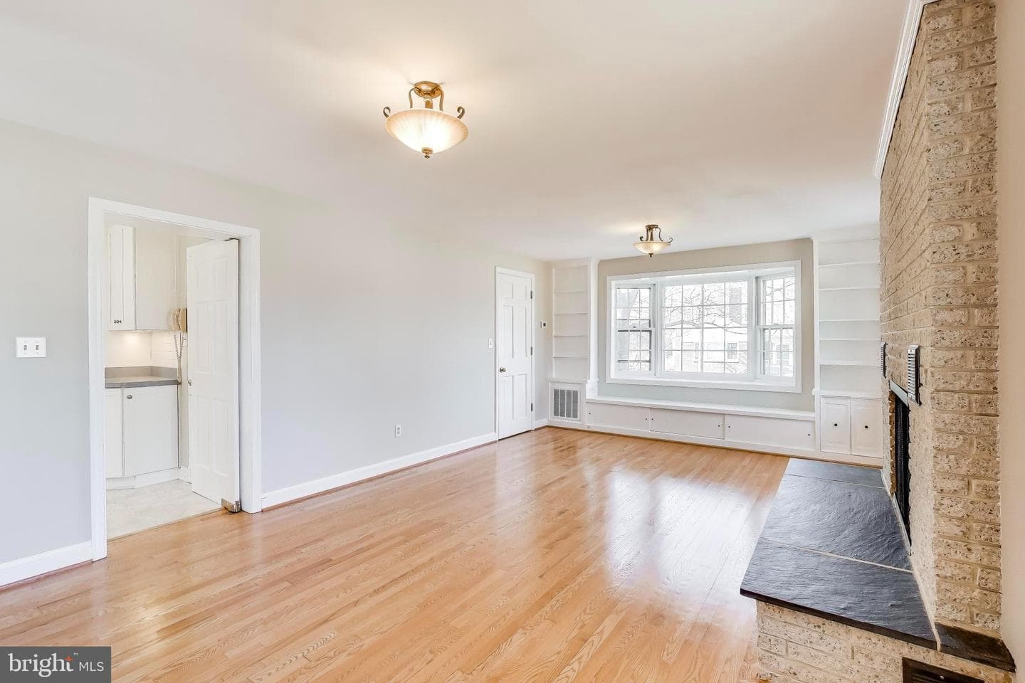 5899 2nd Street S photo 14