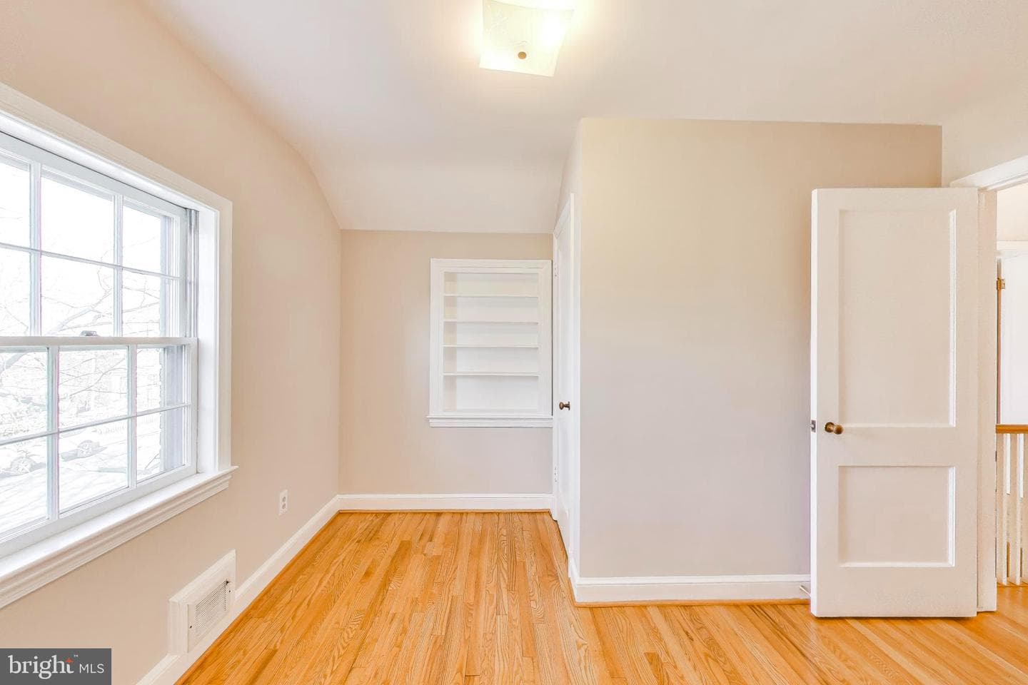 5899 2nd Street S photo 28