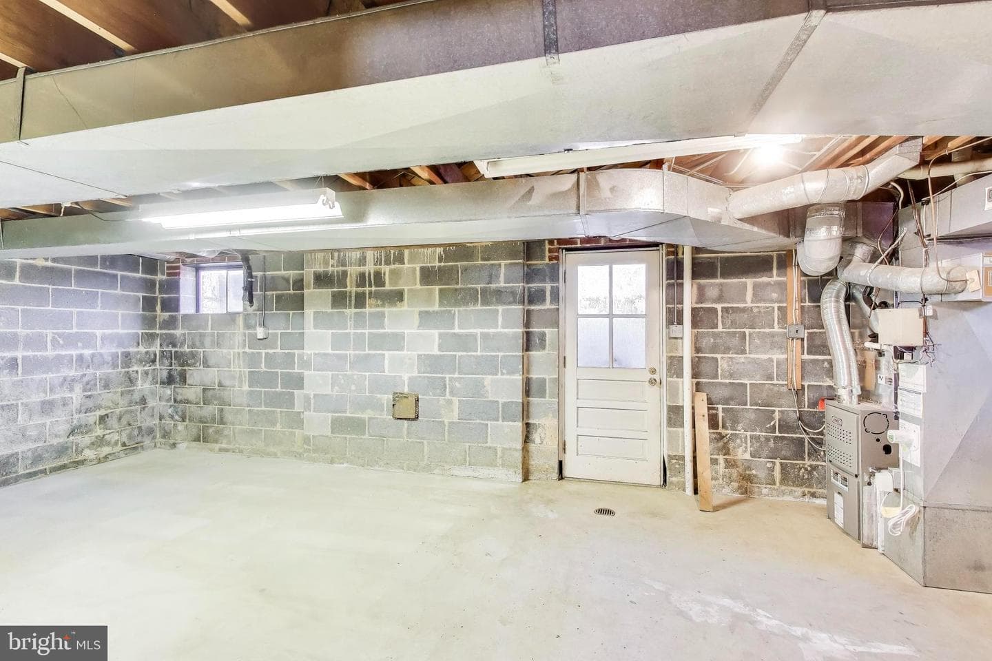 5899 2nd Street S photo 33