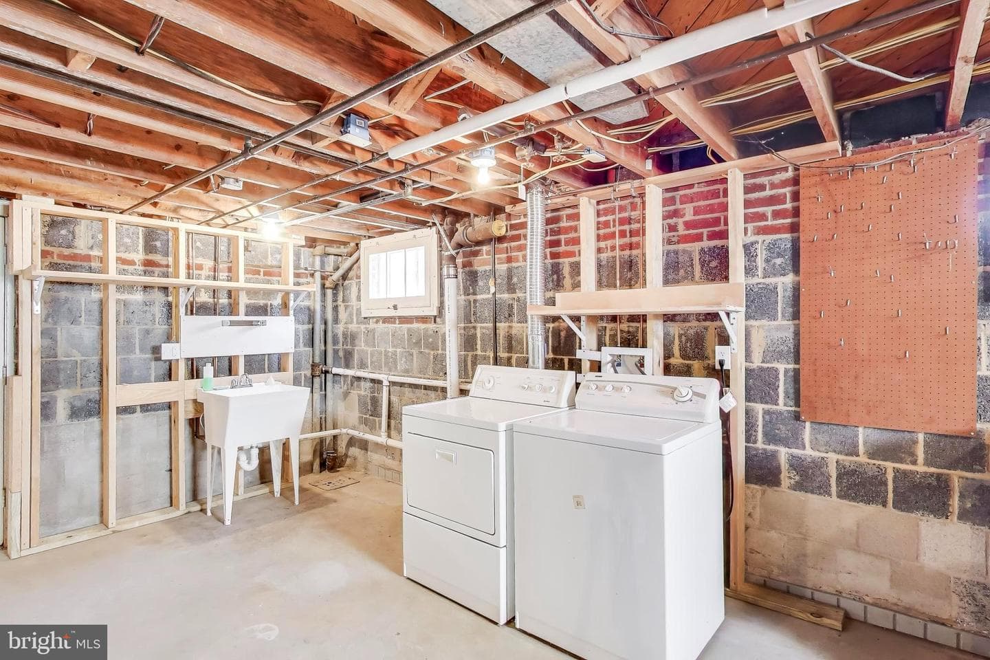 5899 2nd Street S photo 34