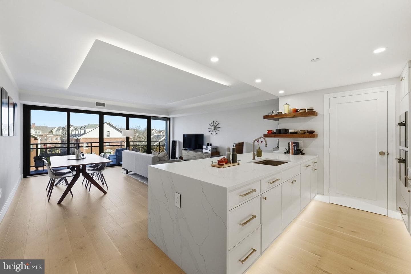 1530 Key Boulevard #324 photo 2