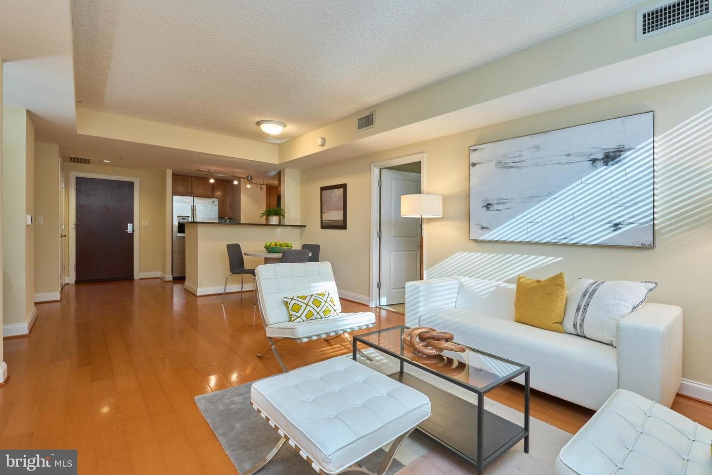 1020 N Highland Street #422 photo 2
