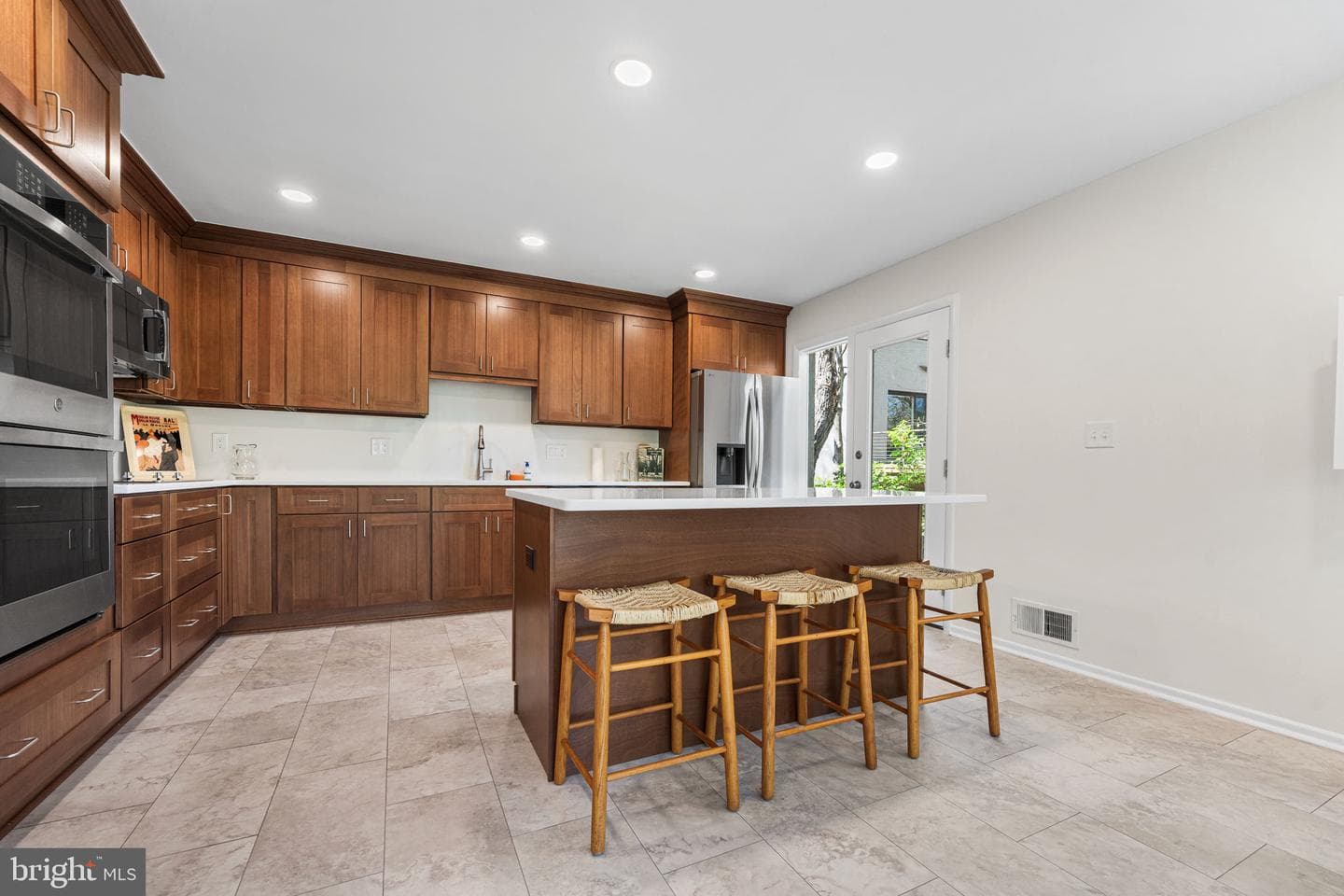 2705 N Upshur Street photo 11