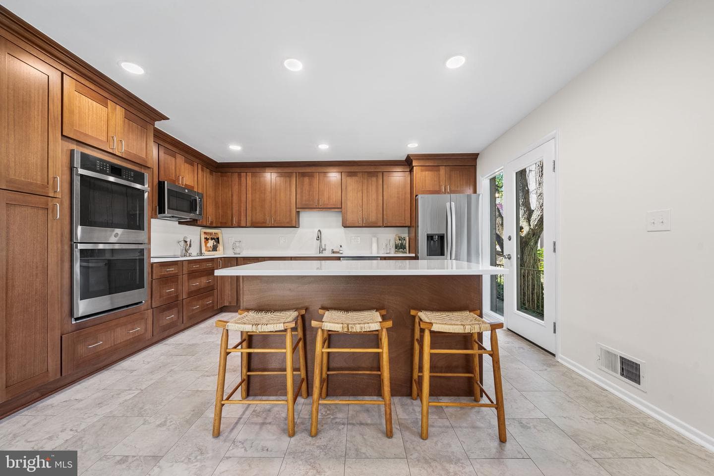 2705 N Upshur Street photo 14