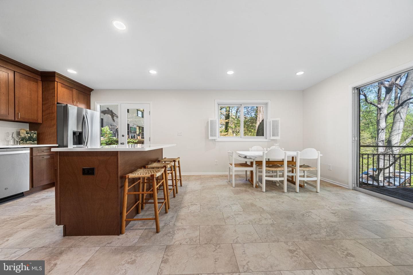 2705 N Upshur Street photo 17