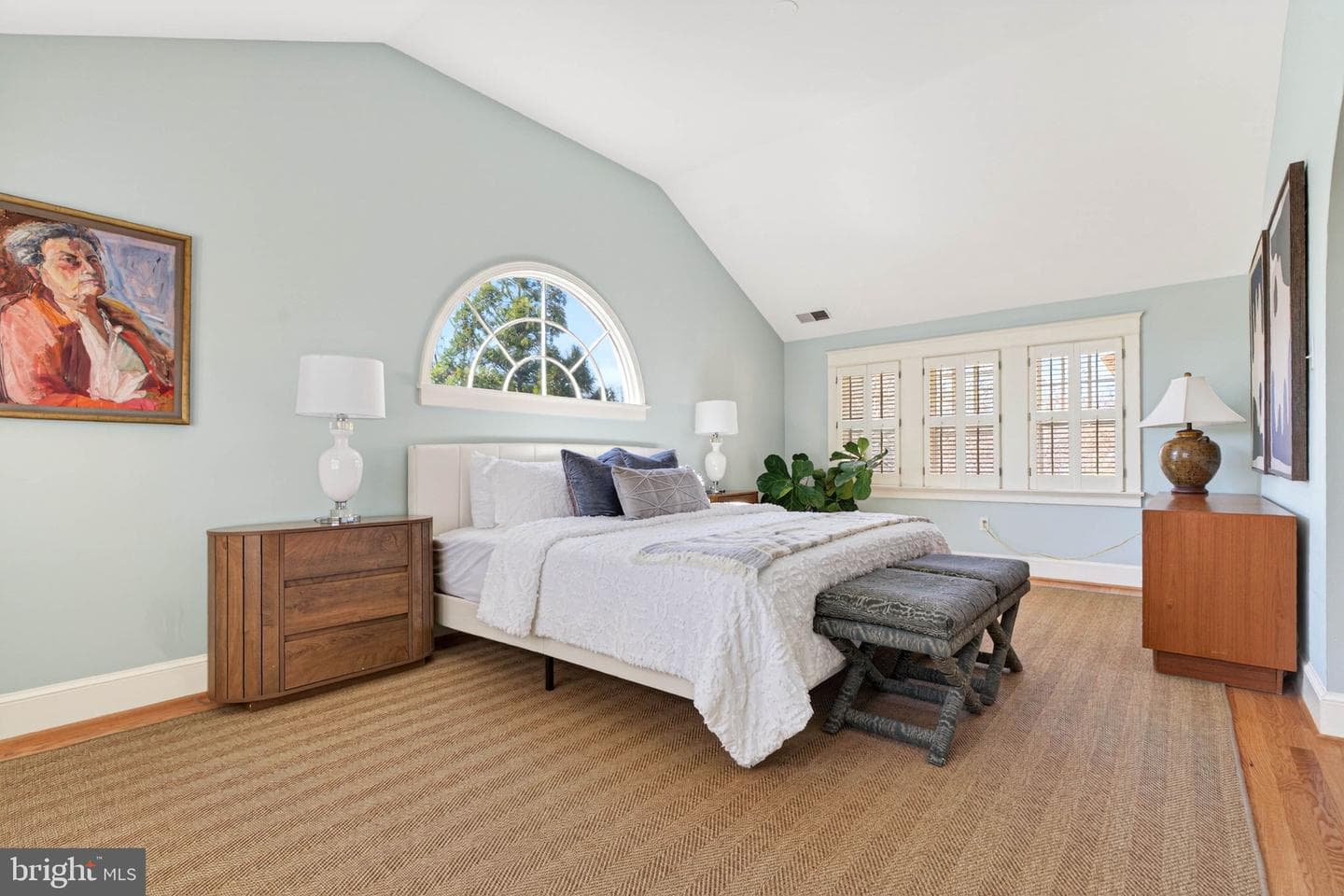1816 N Kenmore Street photo 32