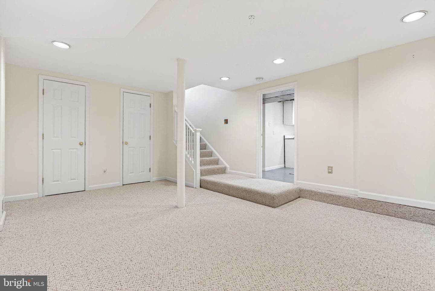 1816 N Kenmore Street photo 41