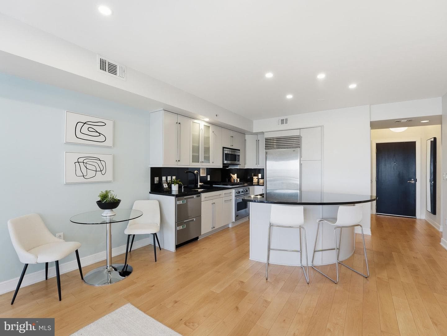 1111 19th Street N #2110, Arlington
