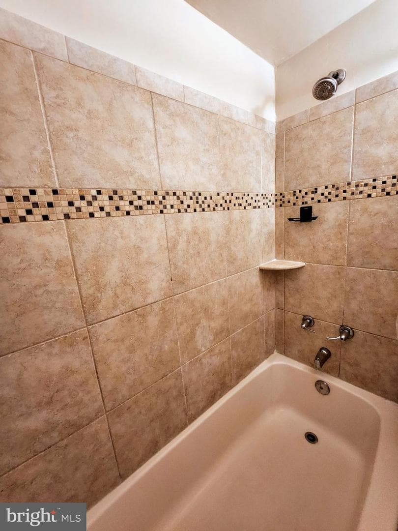 1521 S George Mason Drive #10 photo 17