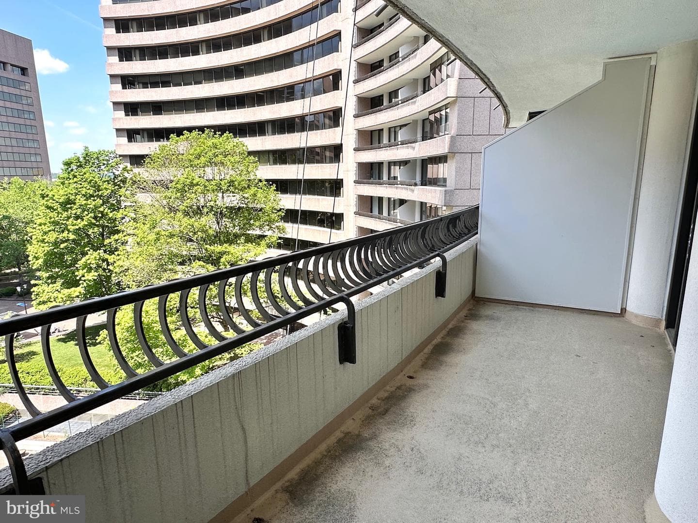 1300 Crystal Drive #901s, Arlington