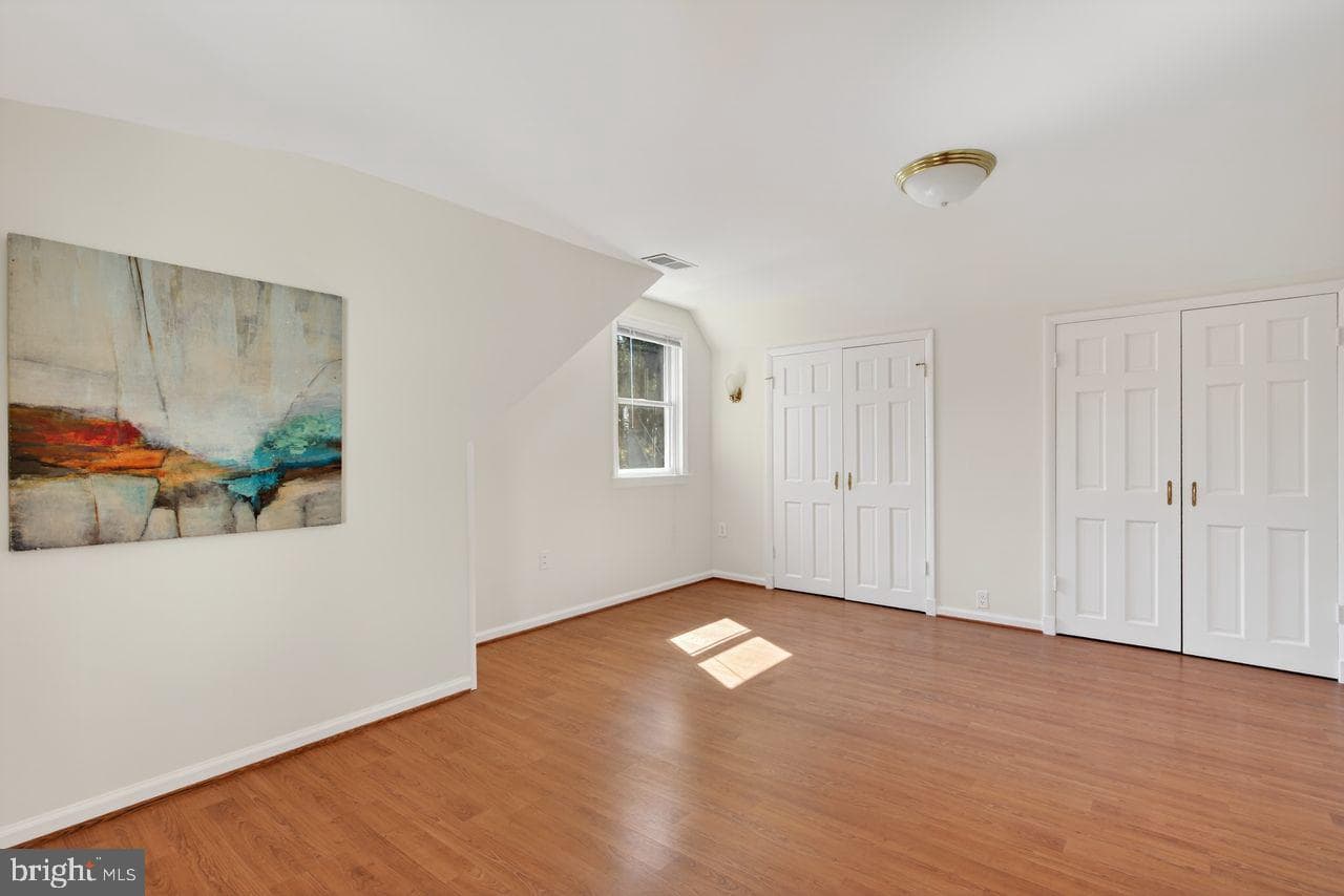 1301 N Quintana Street photo 27