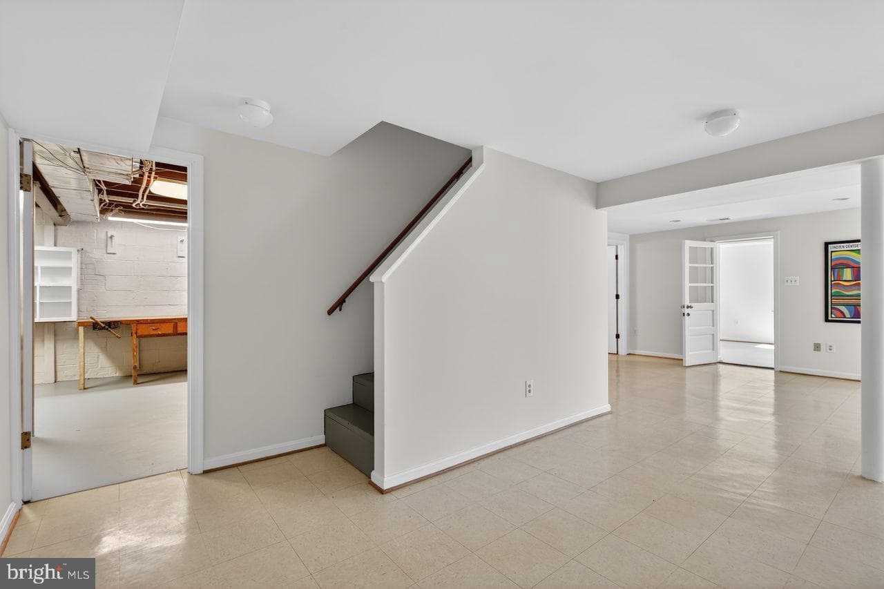 1301 N Quintana Street photo 38