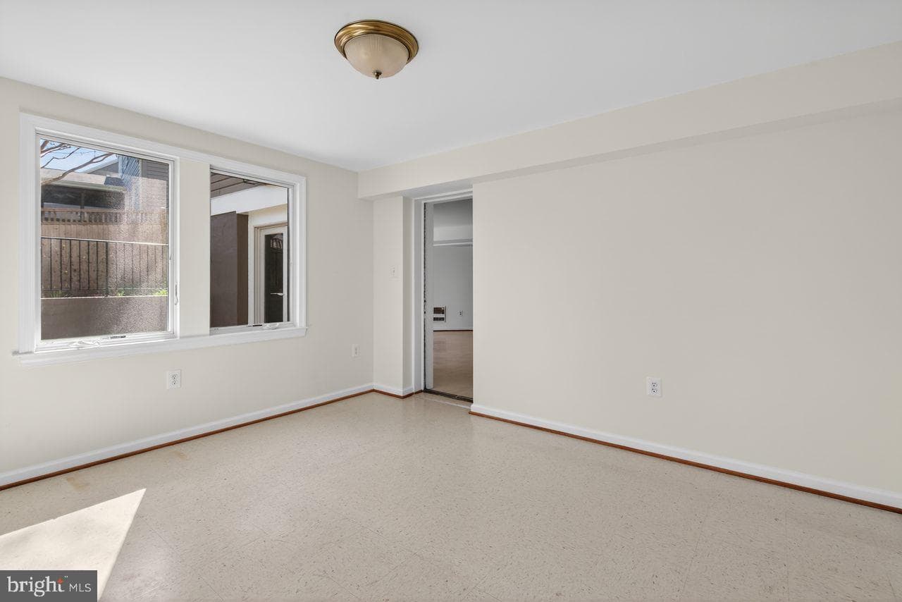 1301 N Quintana Street photo 40