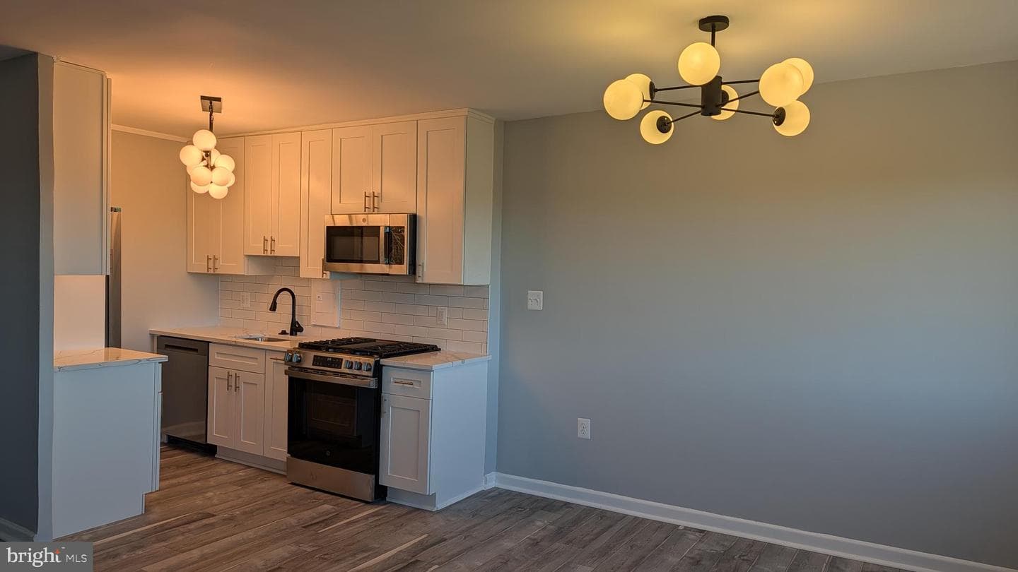 1300 S Arlington Ridge Road #702 photo 29