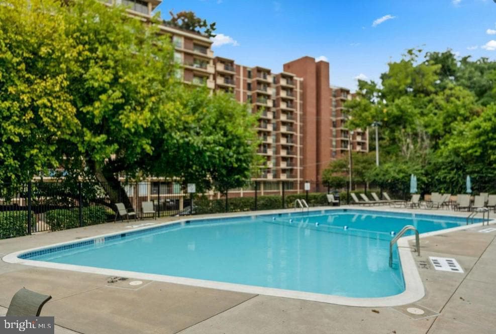 1300 S Arlington Ridge Road #702 photo 43