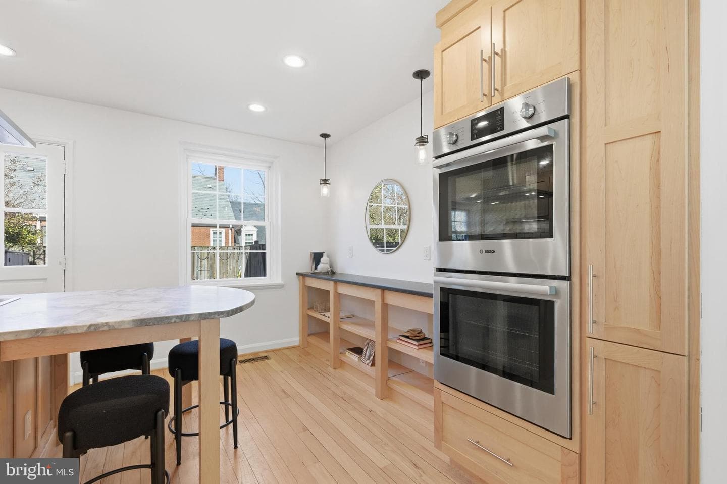 3141 S Stafford Street photo 8