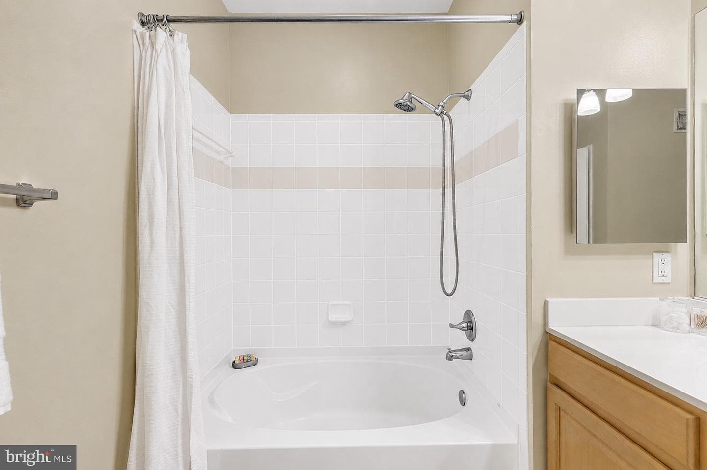 2465 Army Navy Drive #104 photo 26