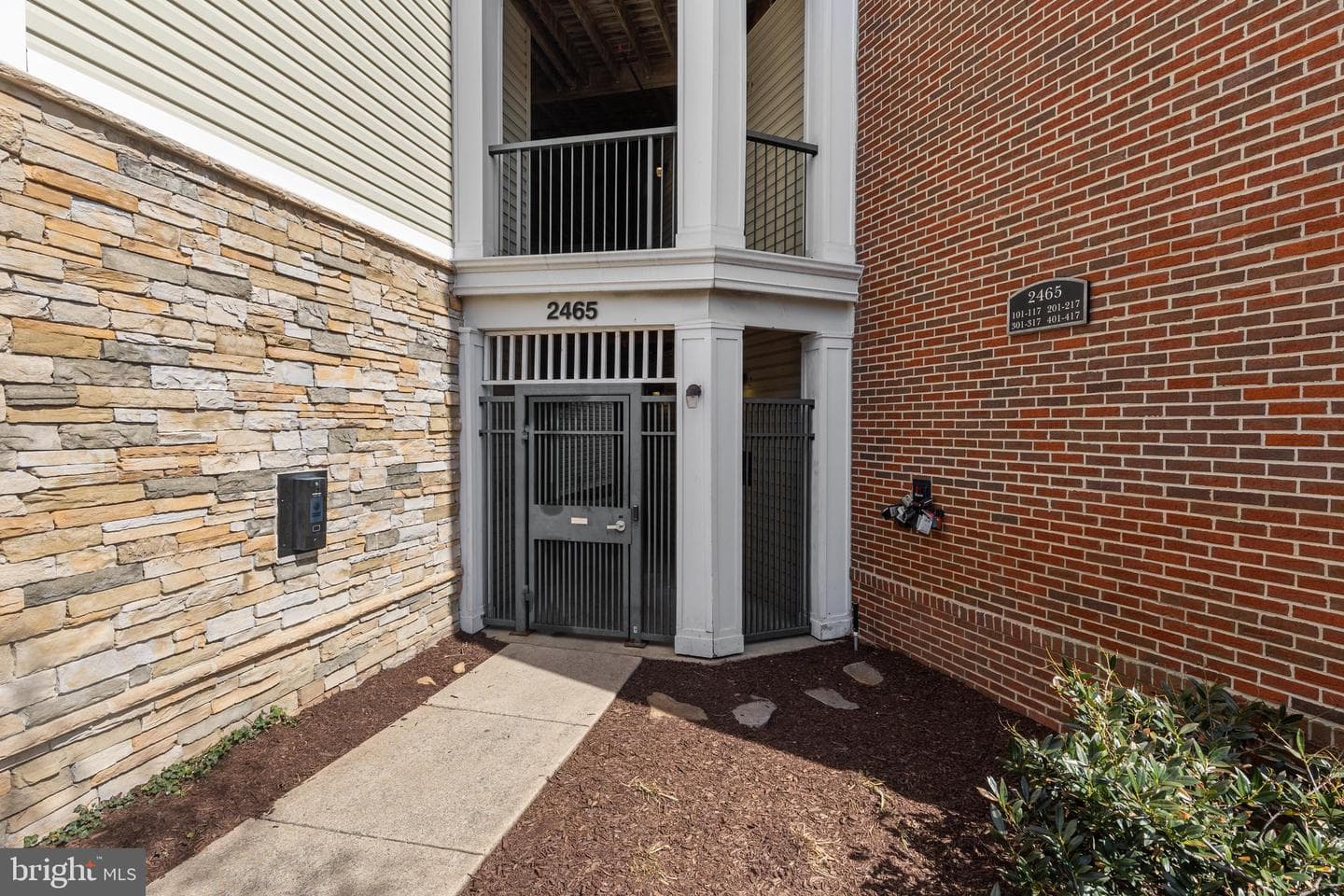 2465 Army Navy Drive #104 photo 28