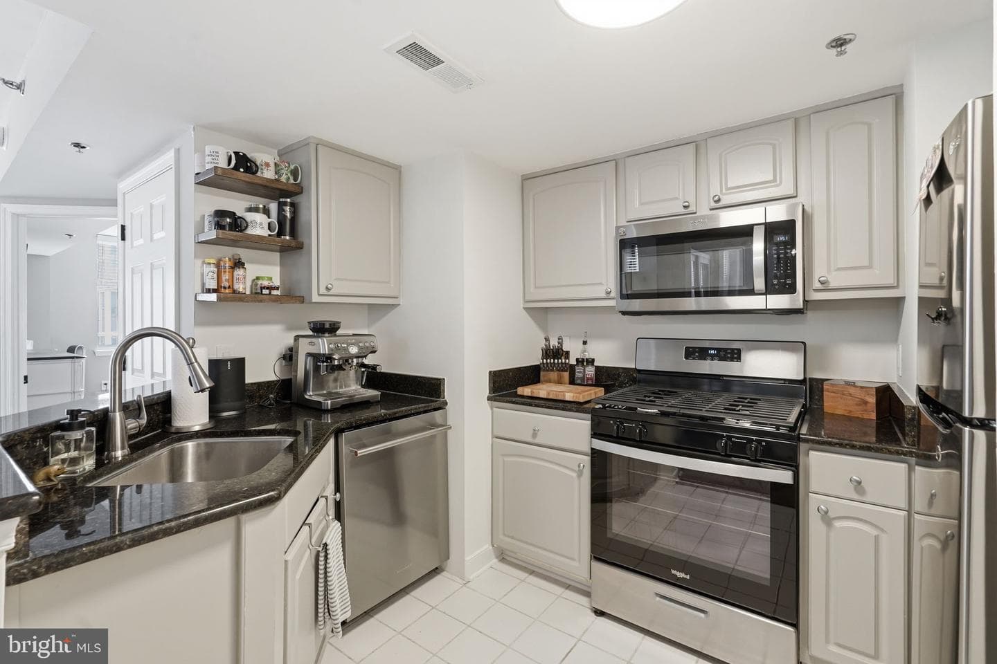 1050 N Taylor Street #1-601 photo 5