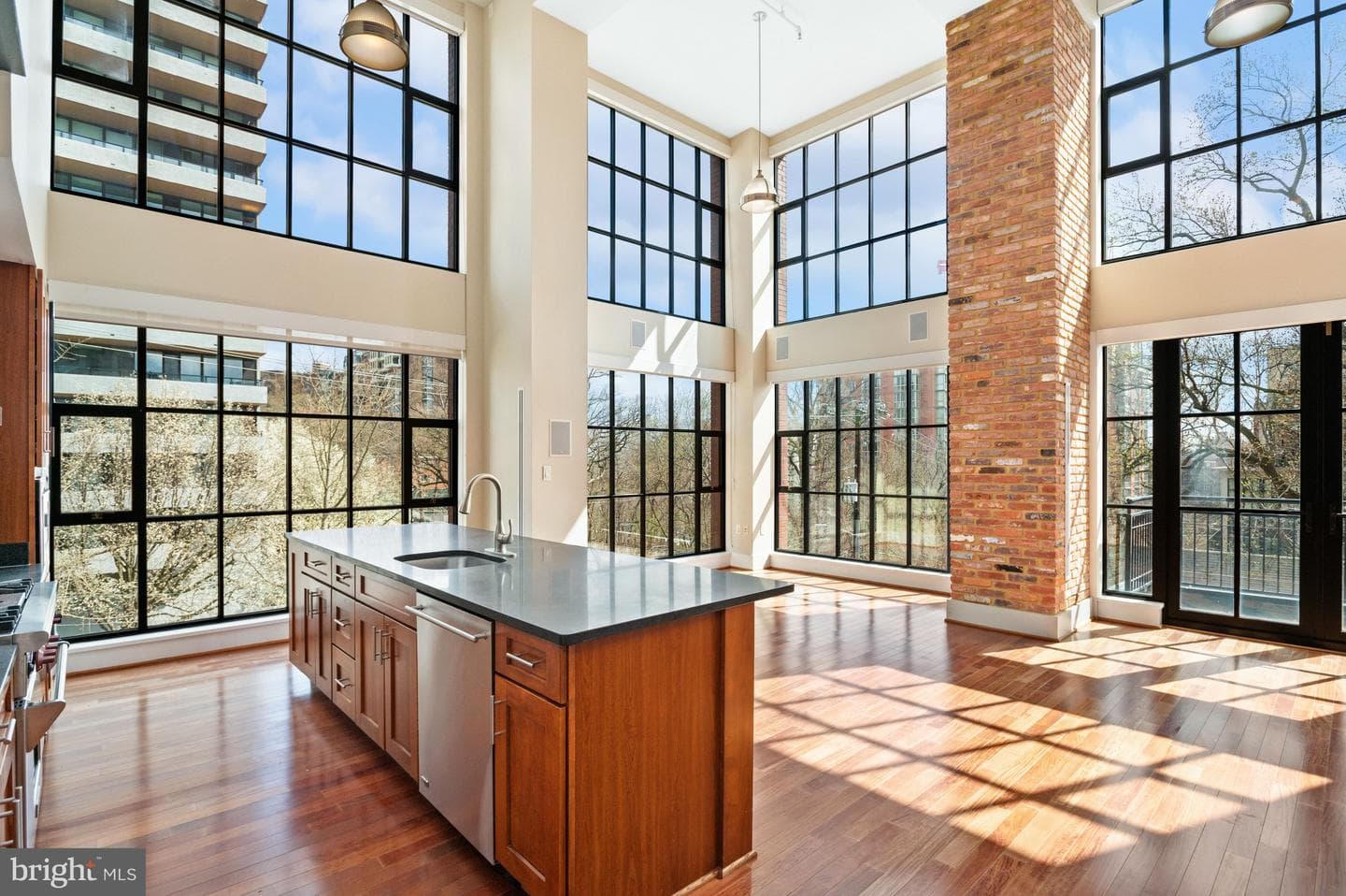 1600 Clarendon Boulevard #w310 photo 3