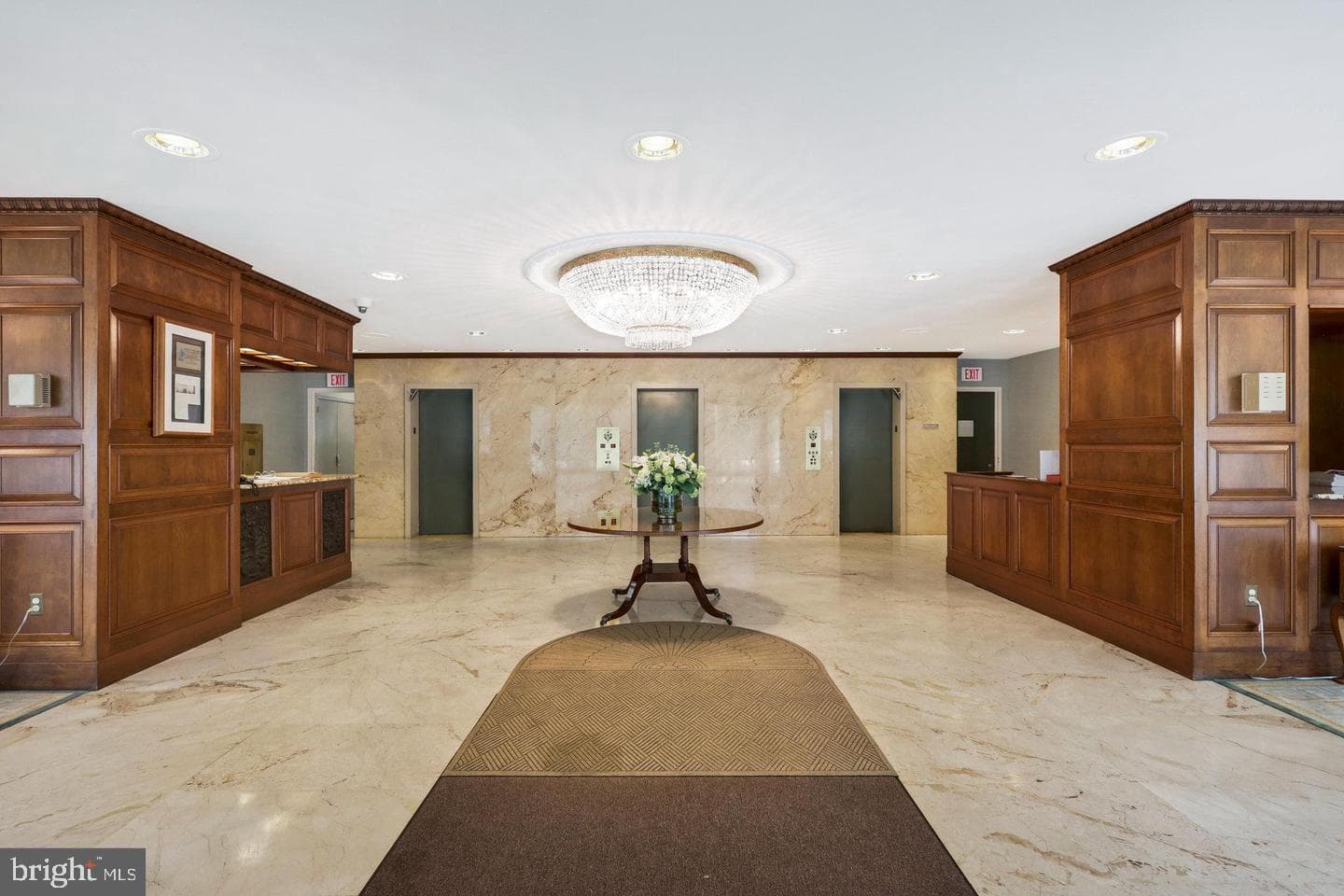 4501 Arlington Boulevard #707 photo 2