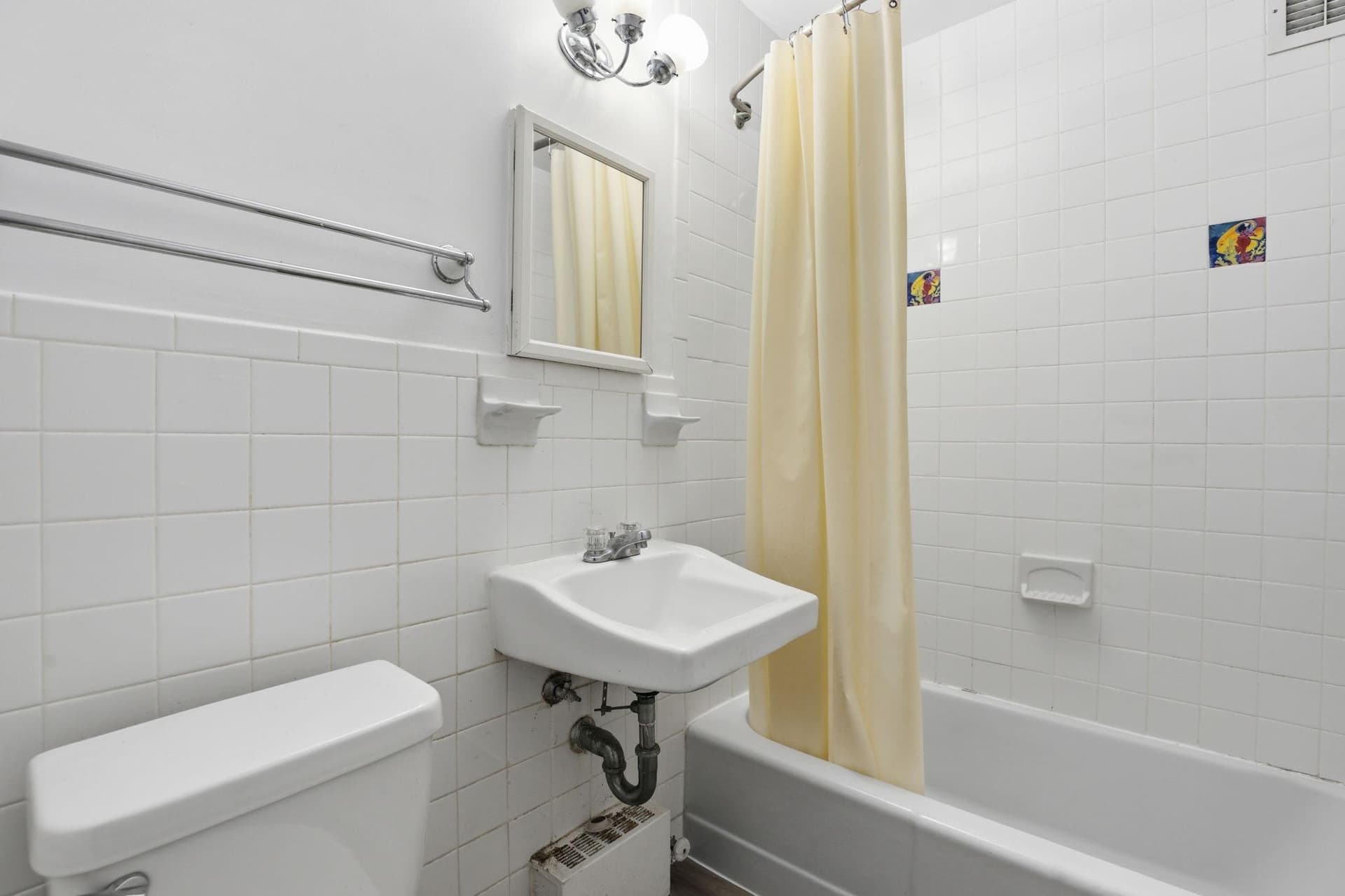 1111 N Arlington Boulevard #623 photo 10