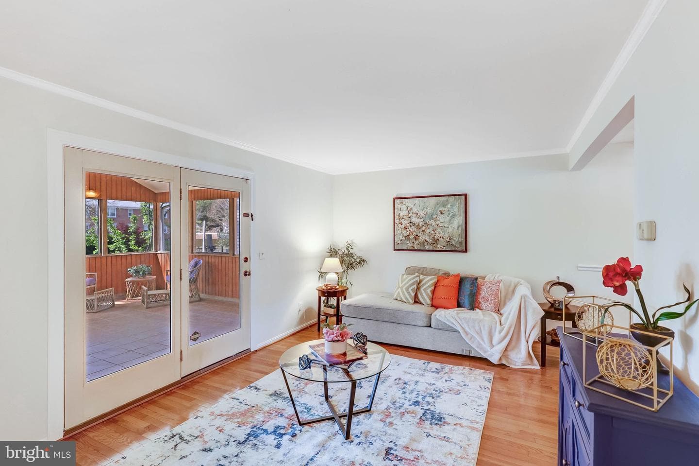 636 S Barton Street photo 15