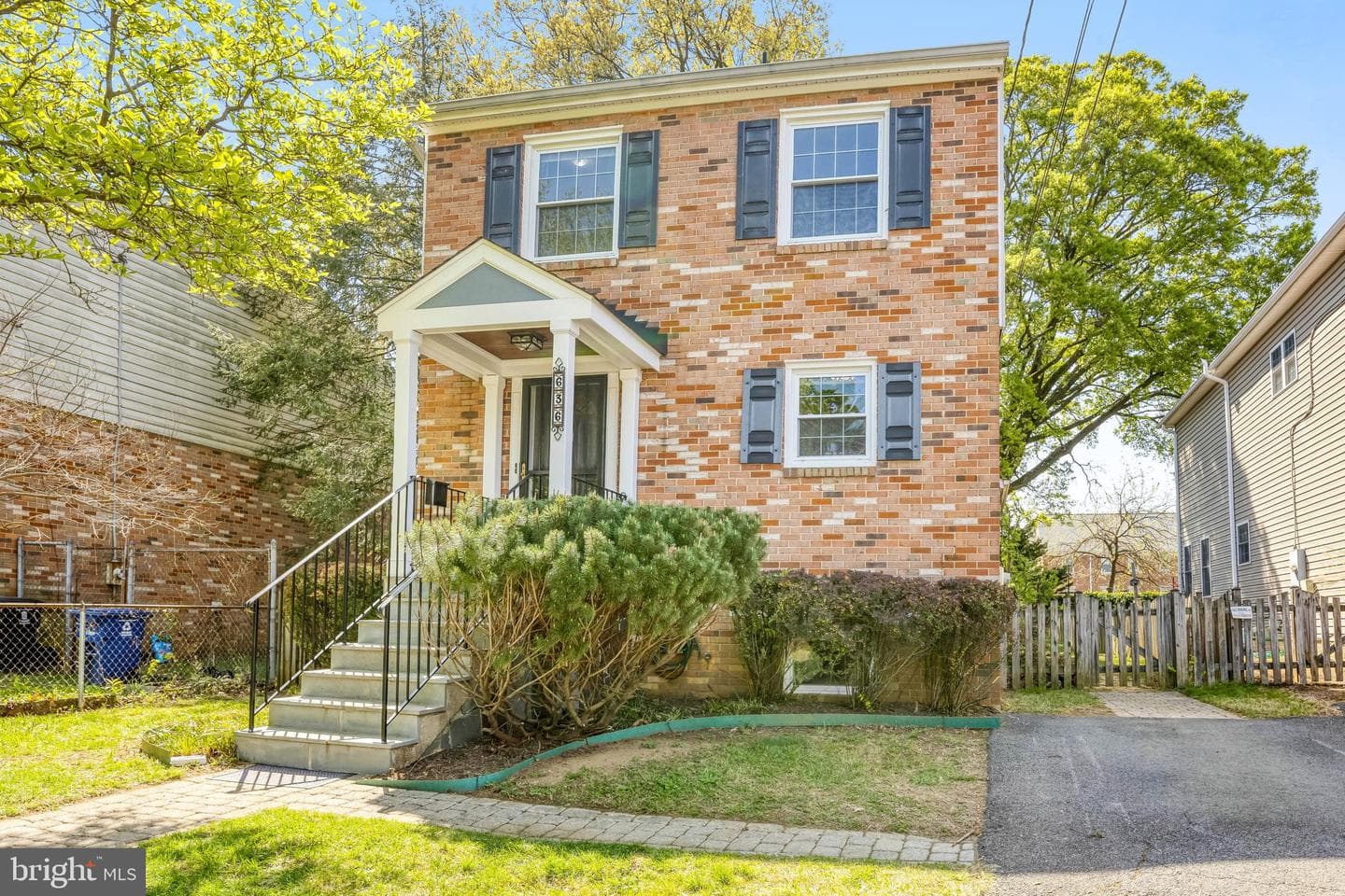 636 S Barton Street photo 4