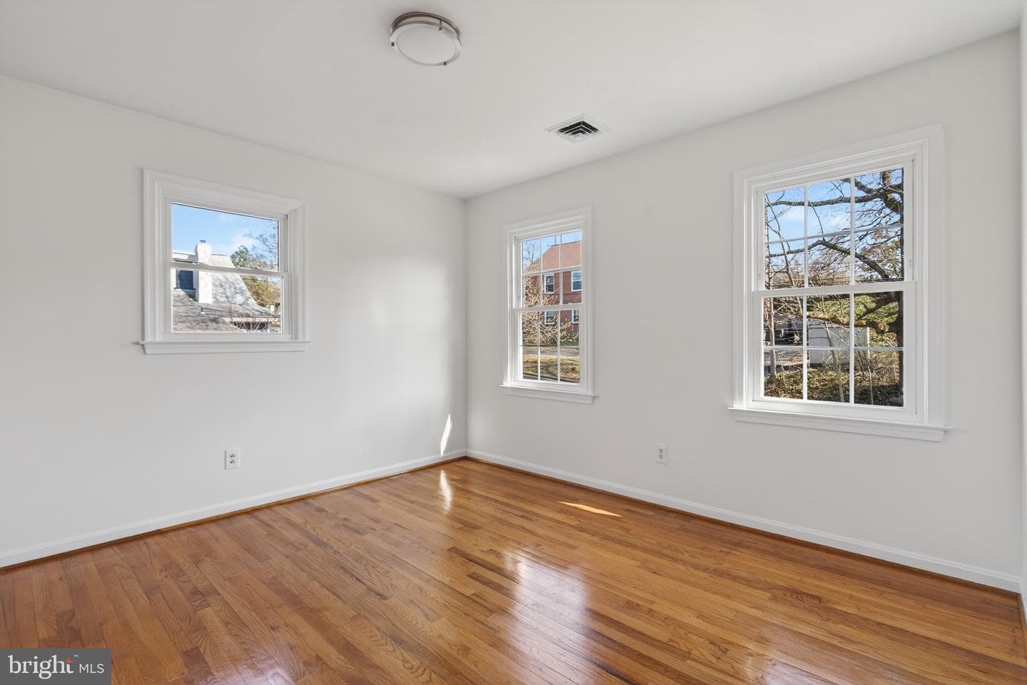 4809 7th Street S photo 43