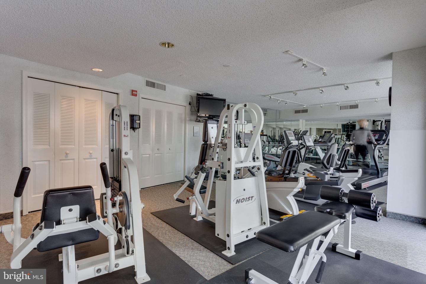 1101 S Arlington Ridge Road #706 photo 56