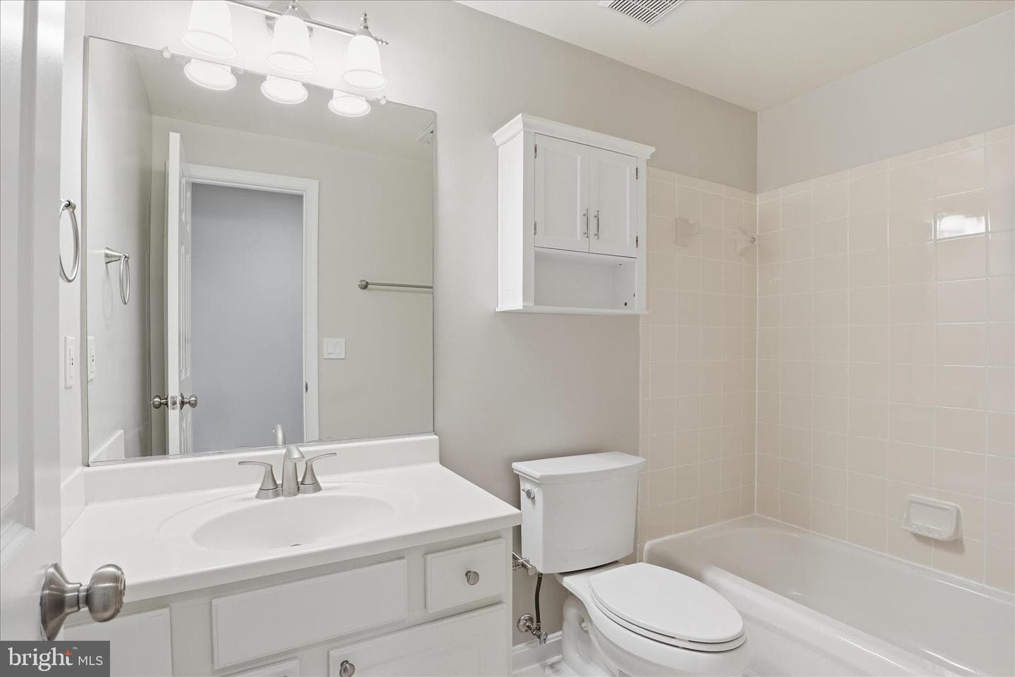 1633 S Taylor Street photo 38