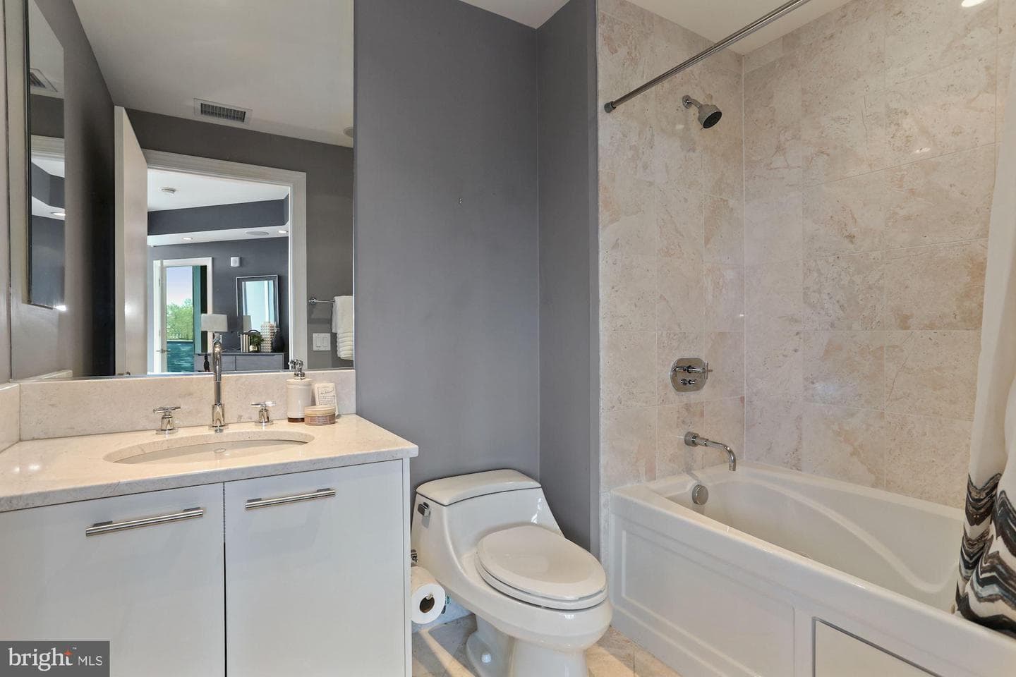 1881 N Nash Street #810 photo 24