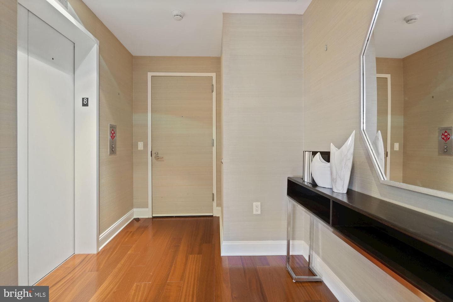 1881 N Nash Street #810 photo 3