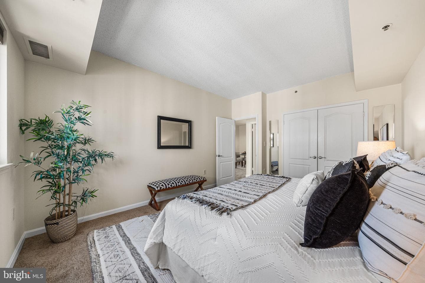 1211 S Eads Street #1305 photo 15