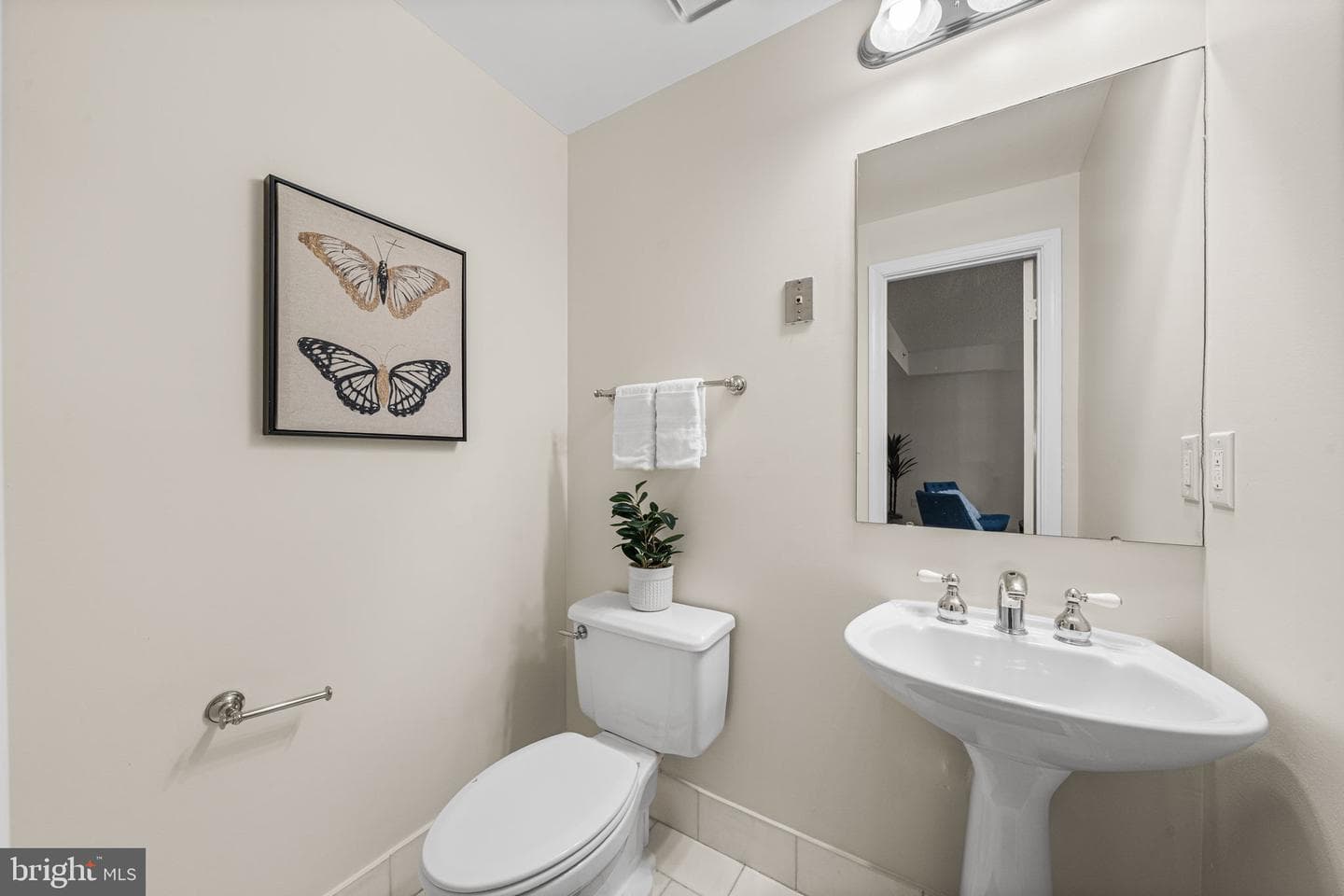 1211 S Eads Street #1305 photo 20