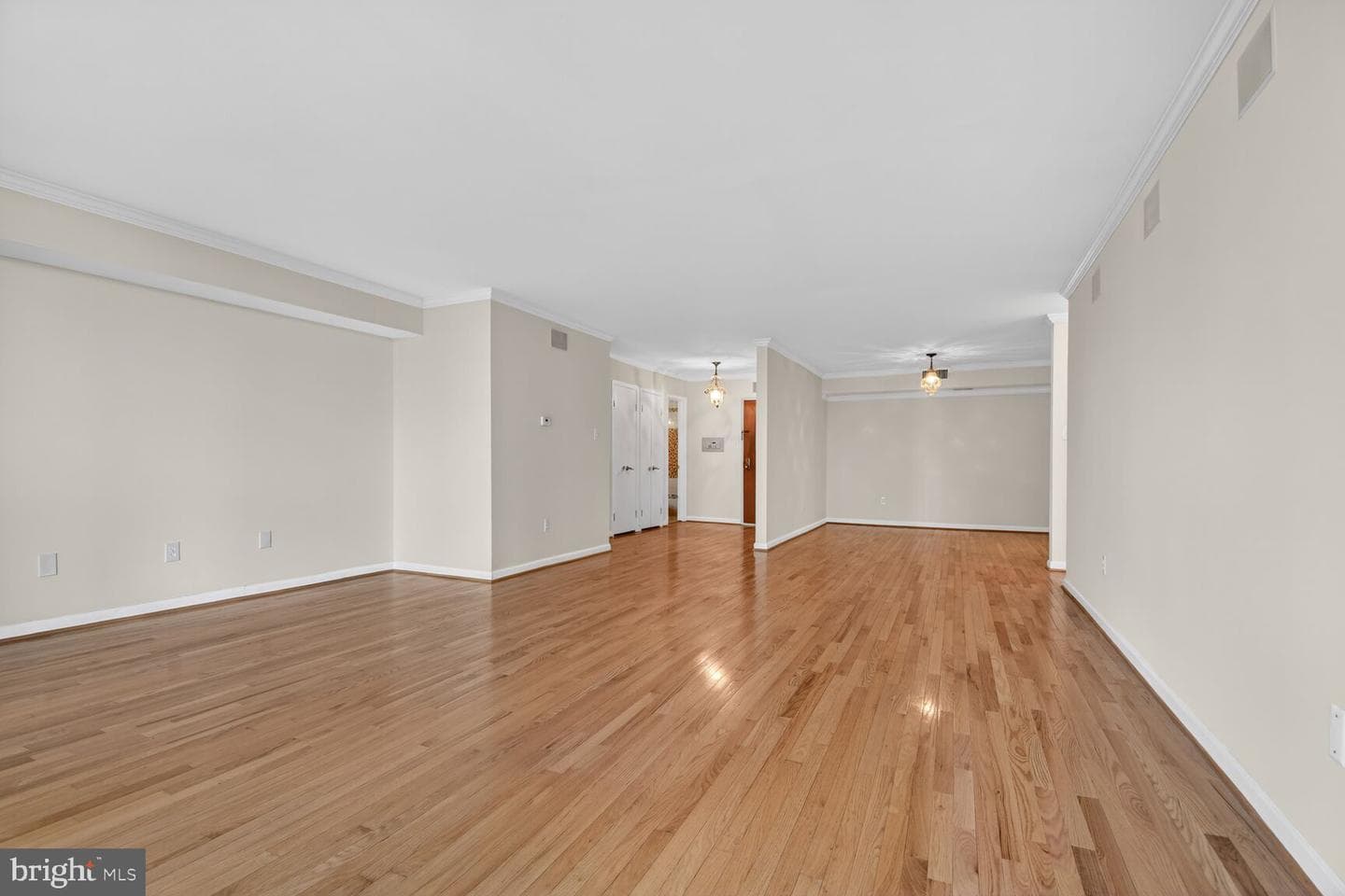 1101 S Arlington Ridge Road #504 photo 11