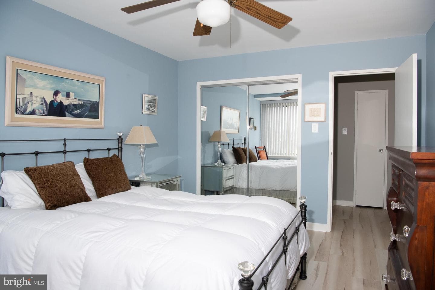 1210 N Taft Street #805 photo 11