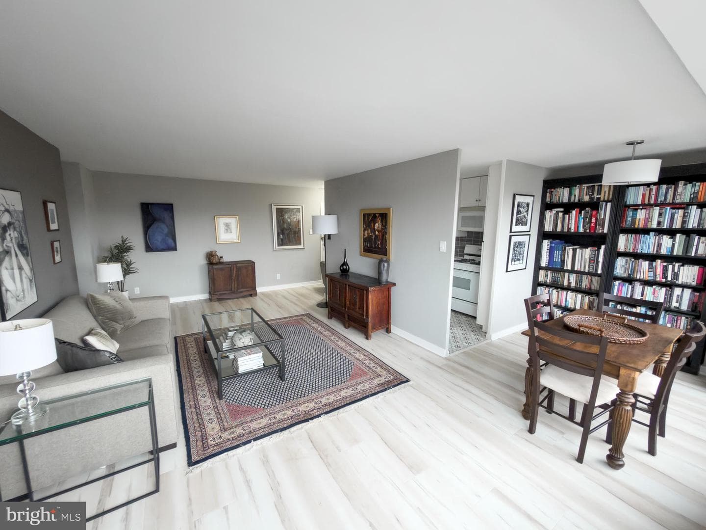 1210 N Taft Street #805 photo 2