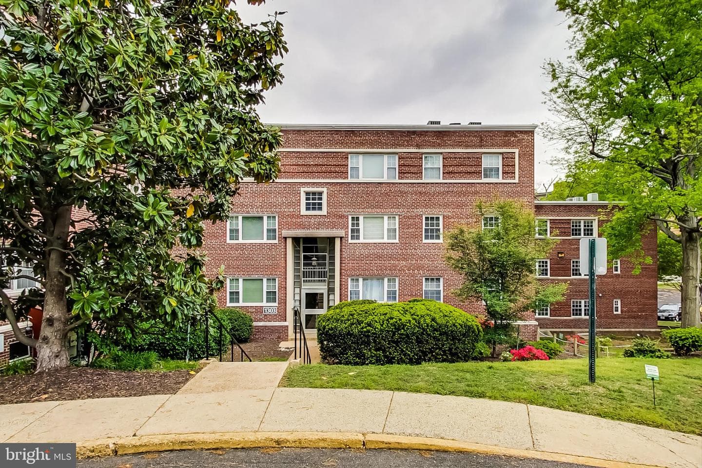 1303 N Ode Street #215 photo 18