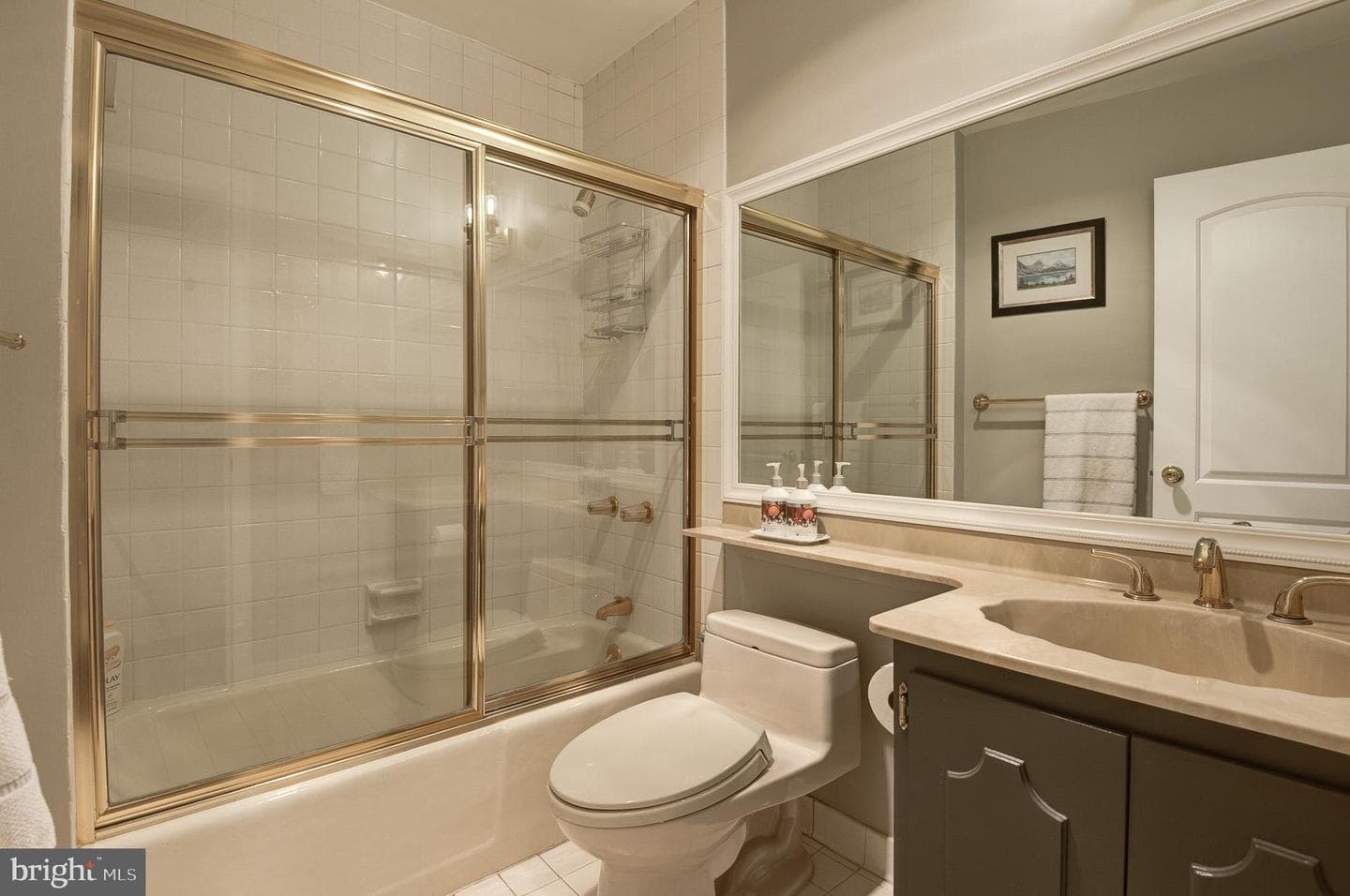 1101 S Arlington Ridge Road #106 photo 29