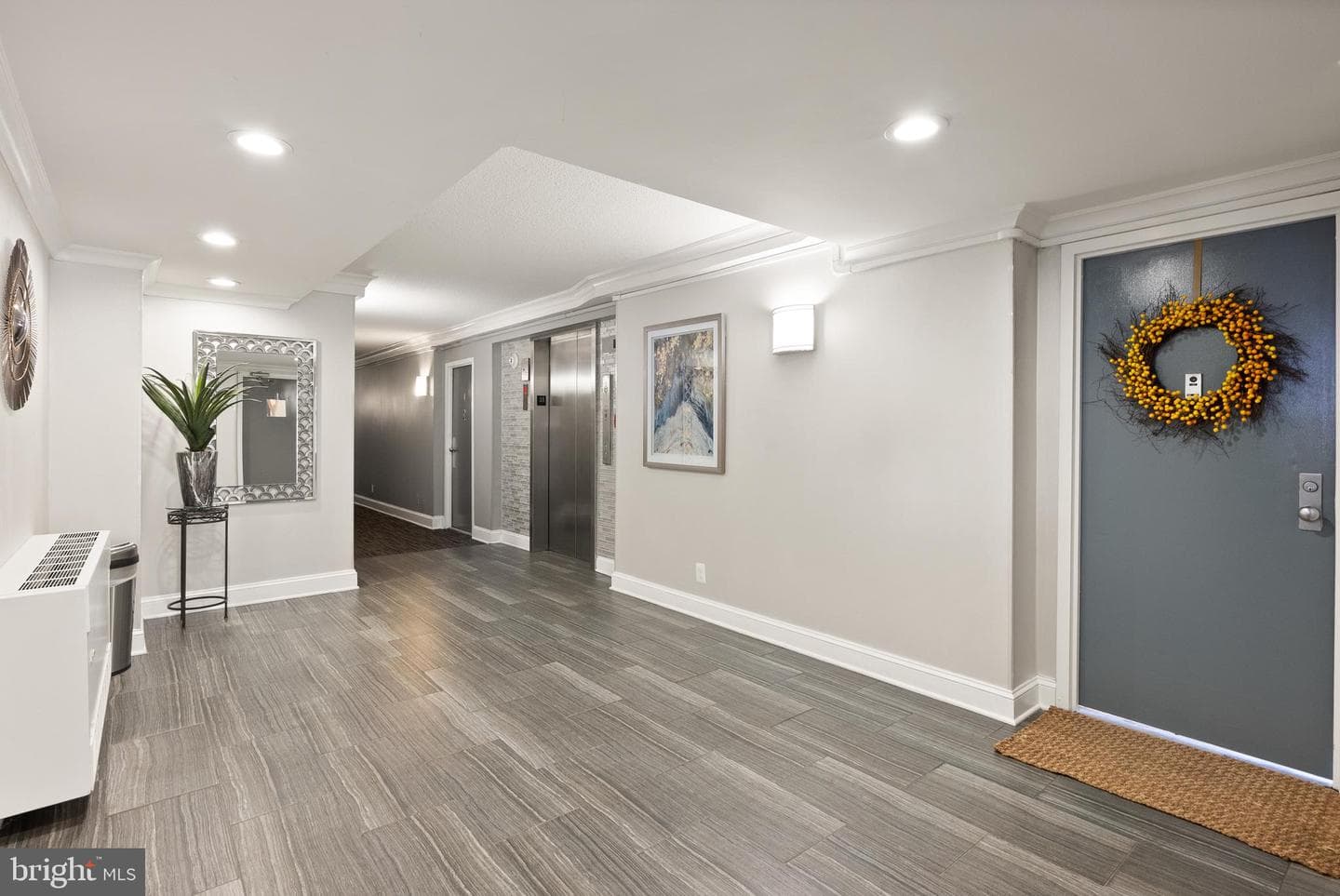 1401 N Rhodes Street #102 photo 18