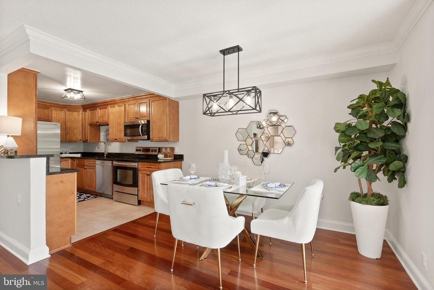 1401 N Rhodes Street #102 photo 6
